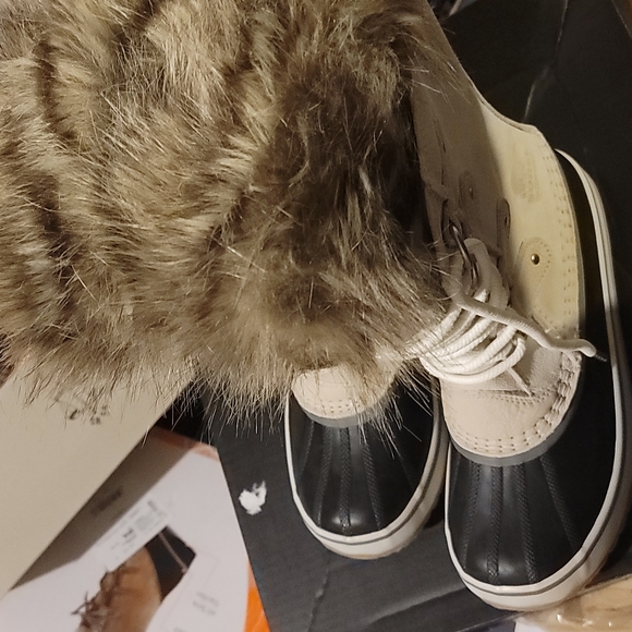 Sorel JOAN OF ARCTIC Boots: Dark Stone/Sea Salt - Picture 3 of 8